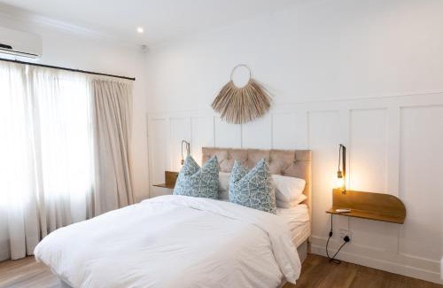 Durban North Villa | Tranquil Modern Escape with Private Garden in Durban North