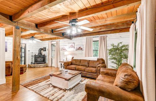 Mount Juliet House | Serene Mt Juliet Cabin with Hot Tub and Fire Pit Escape
