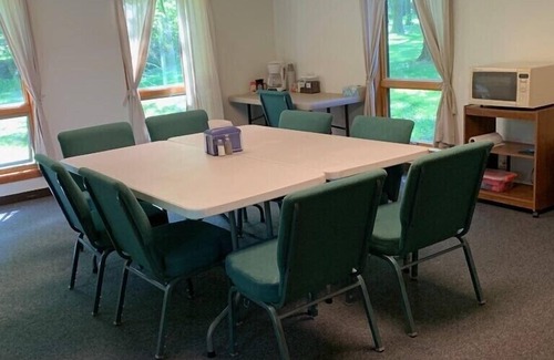 Princeton House | Family-Friendly Retreat with Kitchen - Guest Rated 10/10