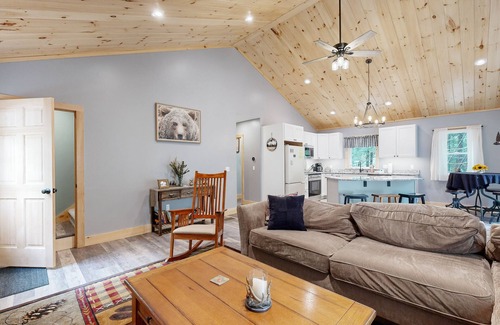 Wolfeboro House | Peaceful new cabin, close to downtown, rail trail & beaches for all seasons fun