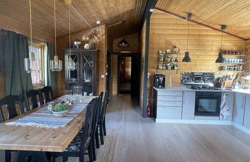 B House | Tranquil Cabin Retreat Near Bø with Pool and Spa Access