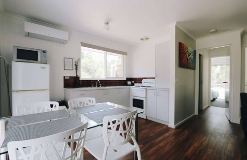 Bellbrae Cottage | Peaceful Pet Friendly Escape at Bells Beach Cottages