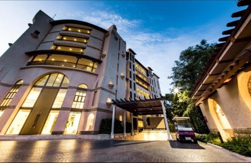 Hua Hin Apartment | Tranquil Pool-Access Room at Q Seaside Hua Hin