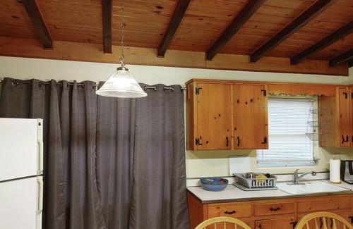 Florida Central Atlantic Coast House | Serene Pet-Friendly Retreat with Spa and Lake Views
