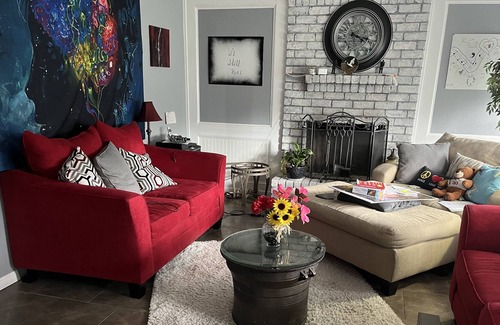 Clear Lake House | ***Peaceful Private Room A Get Away with WiFi and Free Parking***