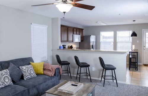 Fort Worth House | Peaceful & Quiet Neighborhood 30 Days Minimum Stay