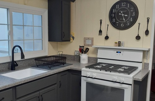 Crestline House | Tranquil Retreat Near Attractions with Pool and Breakfast