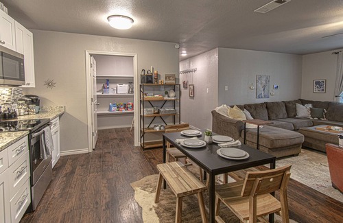 Van Alstyne House | Peaceful Ranch-Style Home with Spacious Yard