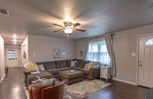 Van Alstyne House | Peaceful Ranch-Style Home with Spacious Yard