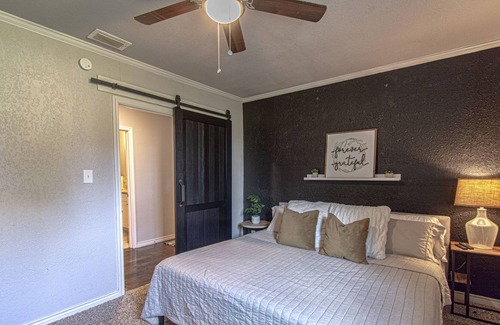 Van Alstyne House | Peaceful Ranch-Style Home with Spacious Yard