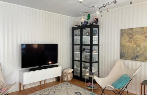 Kaakkoinen District Apartment | Serene Oceanfront Retreat at Peaceful Residence Helsinki