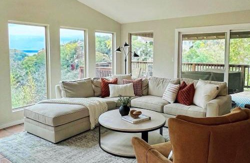 Lakeway House | Tranquil Getaway at Peaceful Retreat on Lake Travis