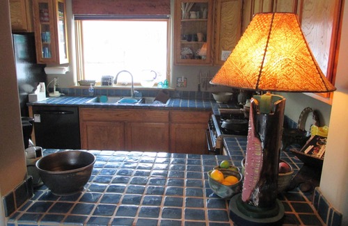 Taos House | Tranquil Retreat Steps from Historic Plaza Dining & Shopping
