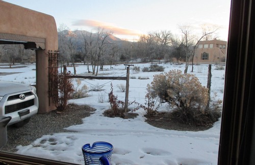 Taos House | Tranquil Retreat Steps from Historic Plaza Dining & Shopping