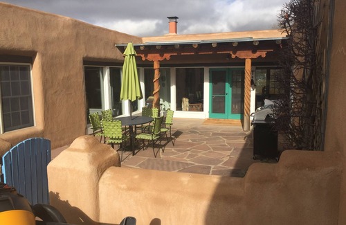 Taos House | Tranquil Retreat Steps from Historic Plaza Dining & Shopping
