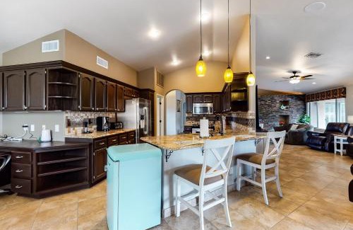 Saddlebrooke House | Relaxing Retreat at Peaceful Saddlebrooke with Pool & Pet Welcome