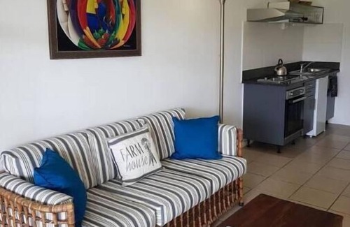 Bathurst Apartment | Pet-Friendly Haven with Breakfast & Kitchen Access