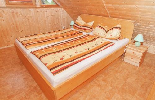 Gehren House | Cozy Holiday Home with Private Terrace in Gehren