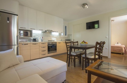 Lakka Apartment | Serene Studio with Ocean View in Lakka Village