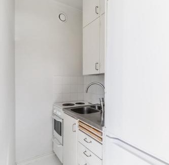 Etelainen District Apartment | Tranquil Studio Retreat Near Nature - 4-Star Experience