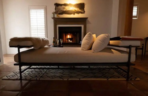 Ojo Caliente Apartment | Serene Black Mesa King Room - Pet Friendly & Family Ready