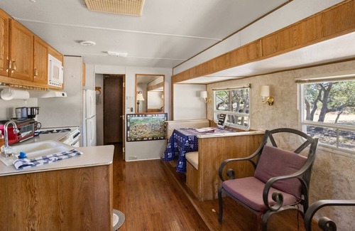 Boerne RV Rental | Unique Glamping Escape near Cascade Caverns for Families