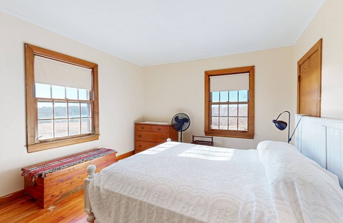 Castine Cottage | Serene Waterfront Cottage with Deck & Gorgeous Views
