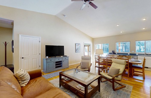 Nathrop House | Peaceful & sunny alpine retreat with firepit, patio, fireplace, & amazing views