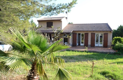 Pinet Villa | Tranquil Villa 15 Minutes from Beautiful Beaches