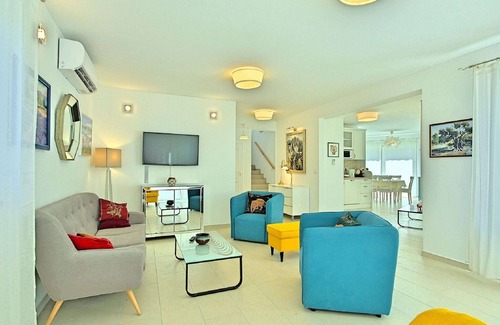 Vosteni Villa | Relaxing Villa in Sveti Lovrec with Pool and Ocean Views