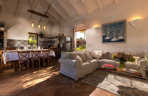 Molunat Villa | Relaxing Villa Palma with Infinity Pool and Sea Views