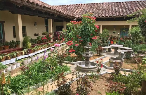 Zacatlan Villa | Relaxing Villa Retreat Steps from Historic Zacatlan