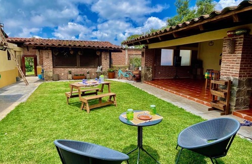 Zacatlan Villa | Relaxing Villa Retreat Steps from Historic Zacatlan