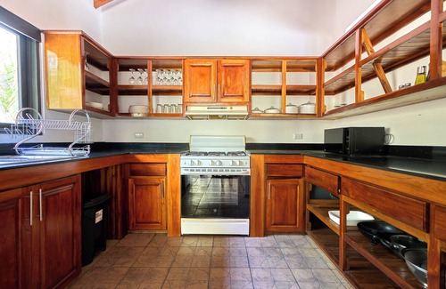 Huacas Villa | Peaceful Villa w/private pool - Between Playa Grande & Tamarindo!