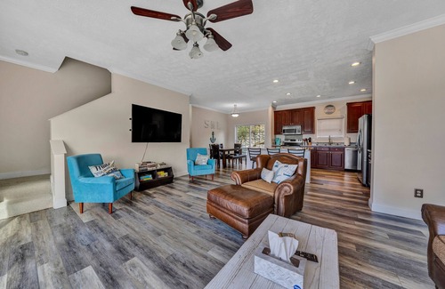 Wirtz House | Tranquil Waterfront Retreat with Scenic Views & Pet-Friendly