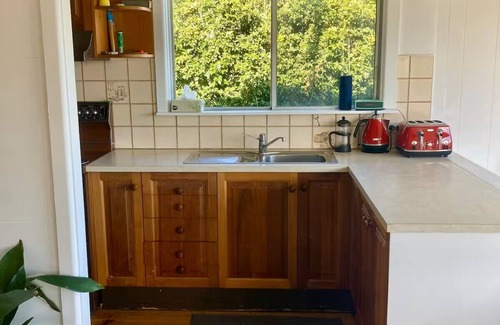 Central Coast Council Cottage | Peaceful Waterfront River Cottage with private Jetty only 90 minutes from Sydney