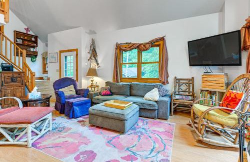 Lac du Flambeau House | Relaxing White Sand Lake House with Child-Friendly Amenities