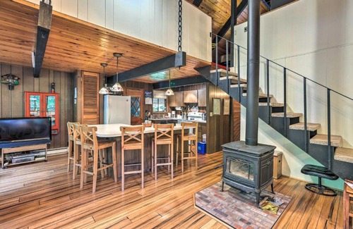 Glacier House | Tranquil Cabin Retreat Near Mt Baker Ski Area - Family Friendly