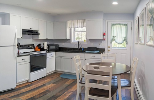 Seal Cove Apartment | Idyllic Apartment Near Acadia National Park, Rated 10/10