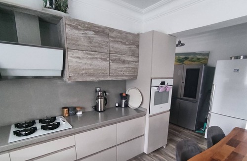 Iskenderun Villa | Tranquil Villa in the Heart of the City with Pool & Pet Friendly