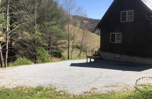 Independence House | Peach Bottom Lodge 3 Bed/3.5 Bath, 11.5 Acres, Deck w/ Hot Tub & Beautiful Views