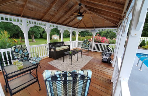 Douglasville House | Peach of a Property: Guest Rated 10/10 with Ocean Views
