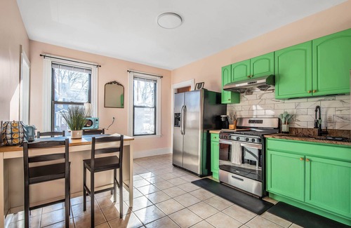 East Rock Apartment | Idyllic Retreat in East Rock Near Yale and Downtown