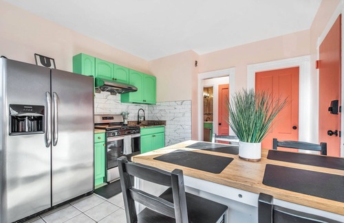 East Rock Apartment | Idyllic Retreat in East Rock Near Yale and Downtown