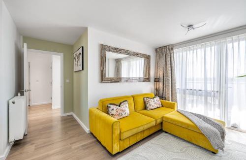 Sudbury Apartment | Family-Friendly Stay at Peacock Energy Wembley, Rated 9.8/10