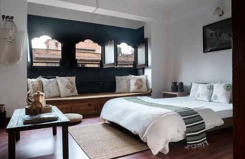 Bhaktapur Bed & Breakfast | Peacock Guesthouse 2: Family-Friendly Retreat with Dining
