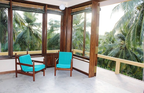 Ahangama Villa | Peacock Point: Family-Friendly Stays with Great Amenities
