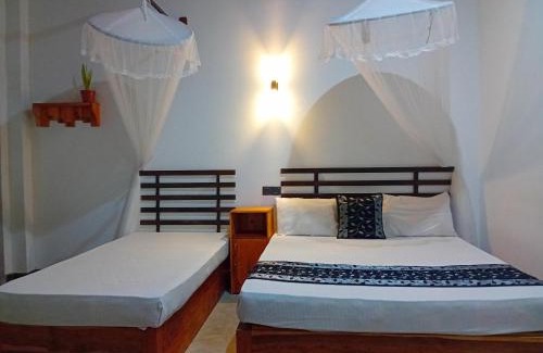 Sevanagala Cabin | Eco-Friendly Getaway at Peacock Riverside Lodge - 10/10 Rated