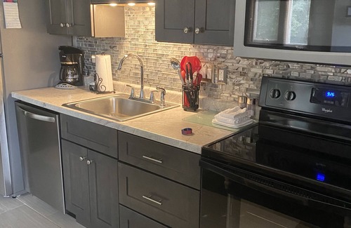 Boyne Falls Condo | Experience Boyne Mtn: Golf, Swim & Relax with Family Fun