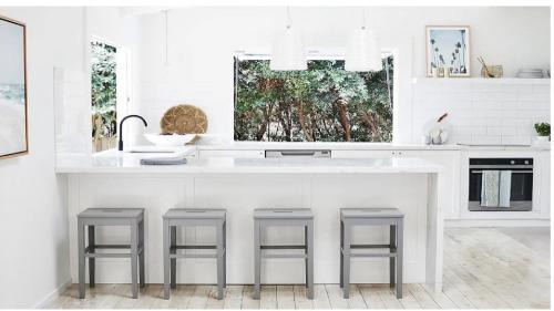 Pearl Beach House | Winter Escape at Pearl Beach Shack - Stay 3 Nights Free!